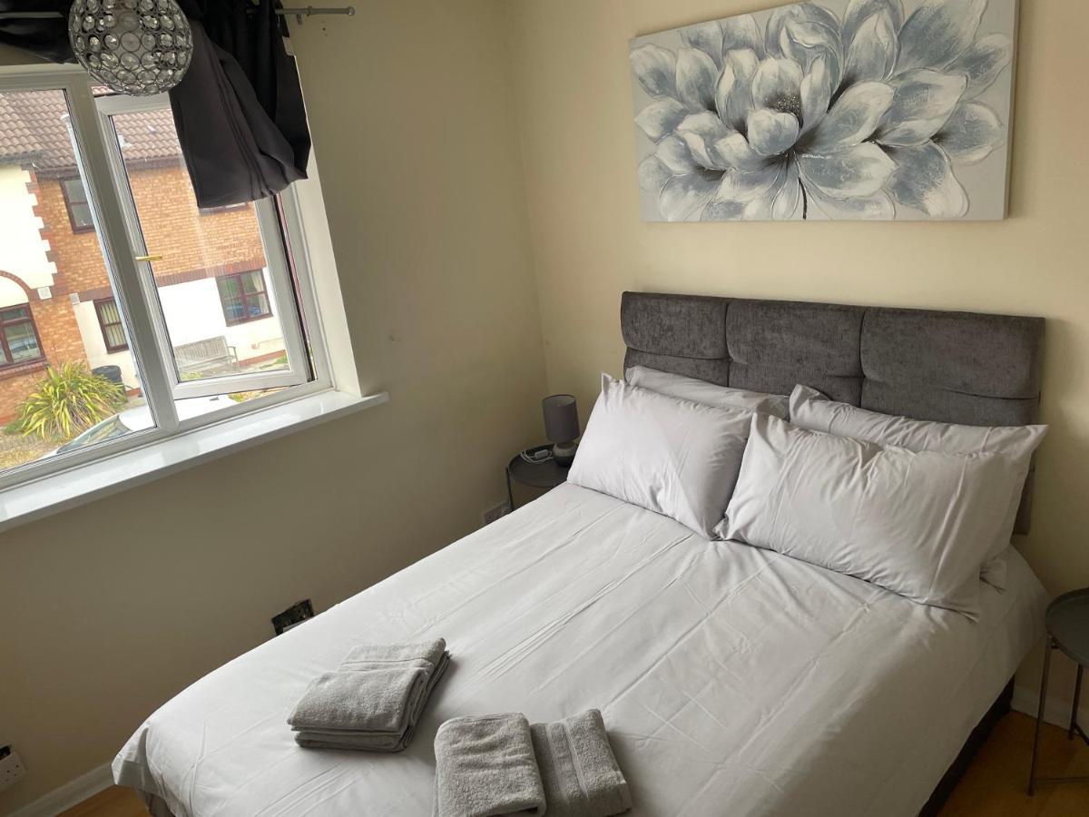 The Swallows Popular Location 3 Bedroom House Free Wi-Fi And Sky Tv In All Rooms Rough Close Екстер'єр фото